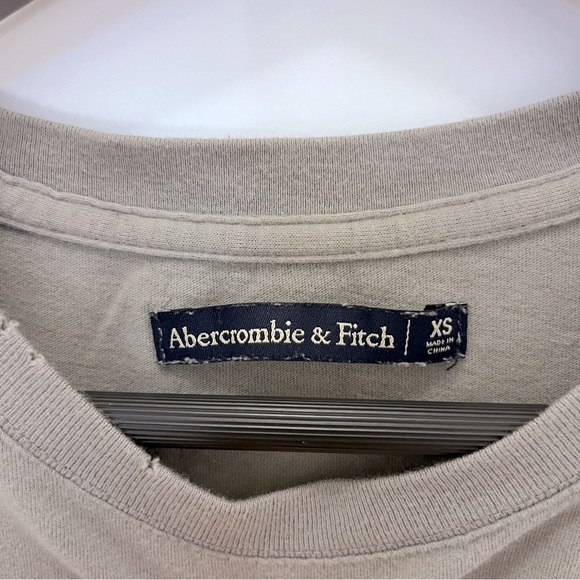 Y2K A&F Embroidery Patch Tee - Picture 6 of 8